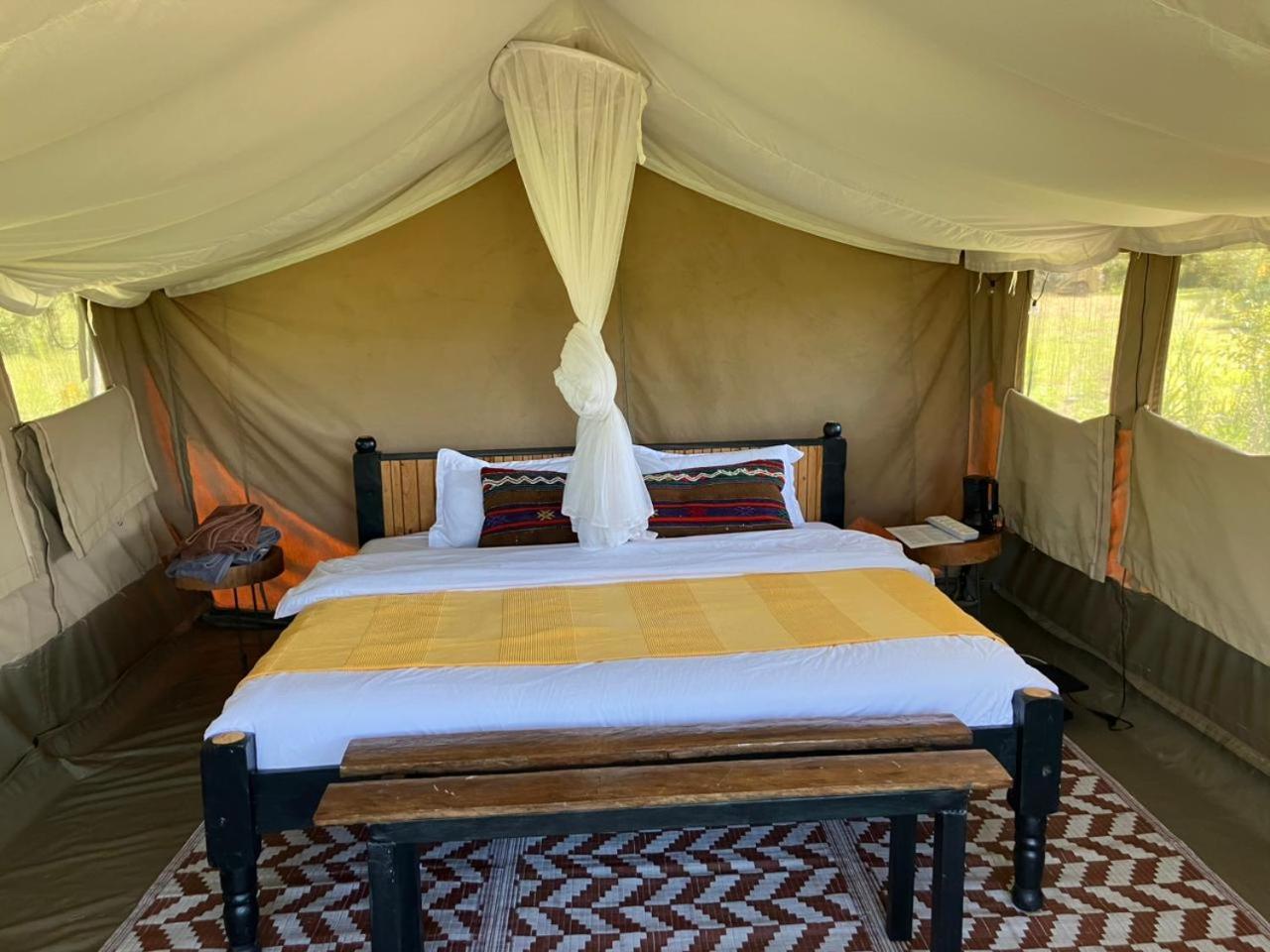 Kambu Mara Camp Hotell Sekenani Exteriör bild